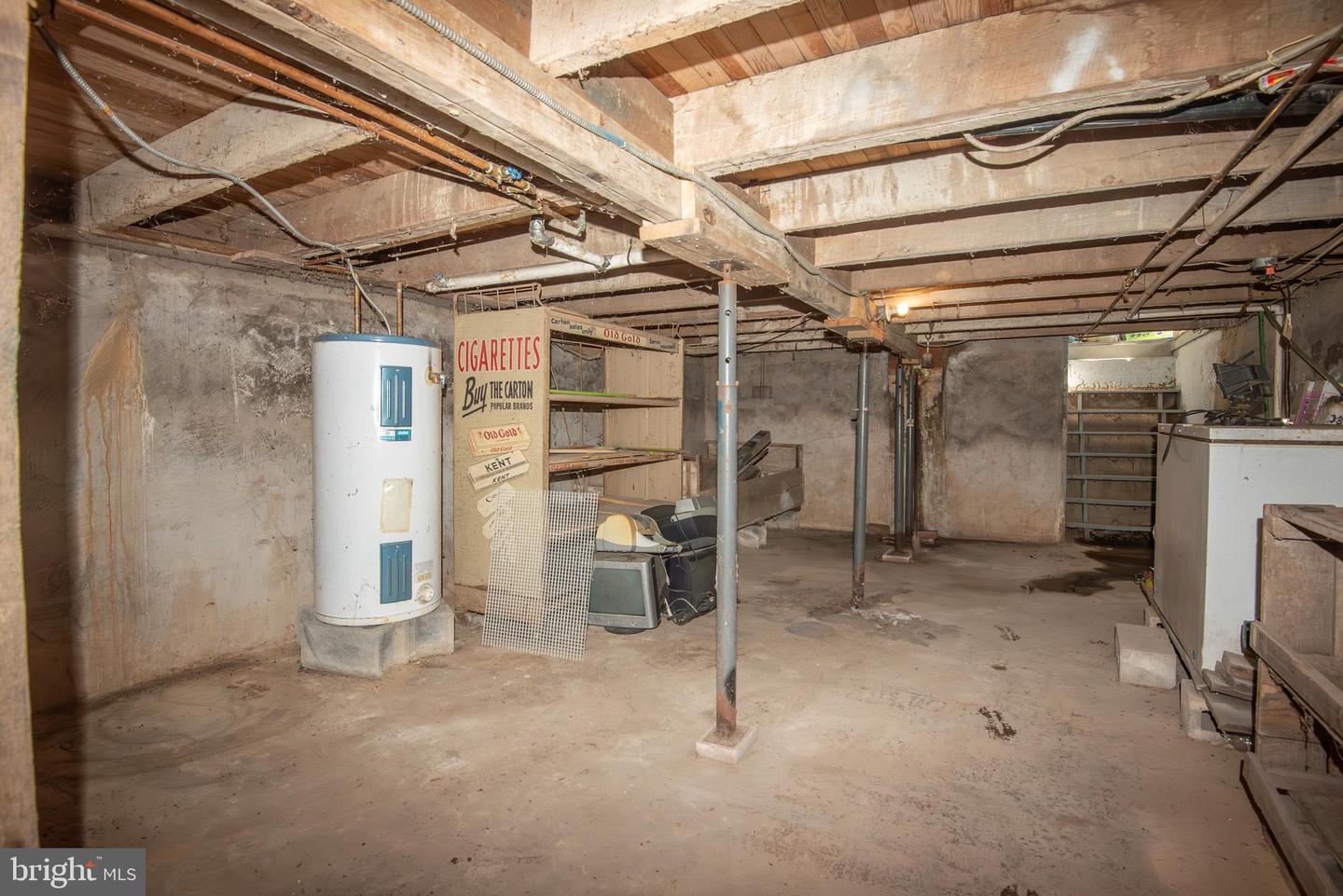 14735 MONTRESOR RD, LEESBURG, Virginia 20176, 4 Bedrooms Bedrooms, ,1 BathroomBathrooms,Residential,For sale,14735 MONTRESOR RD,VALO2111626 MLS # VALO2111626