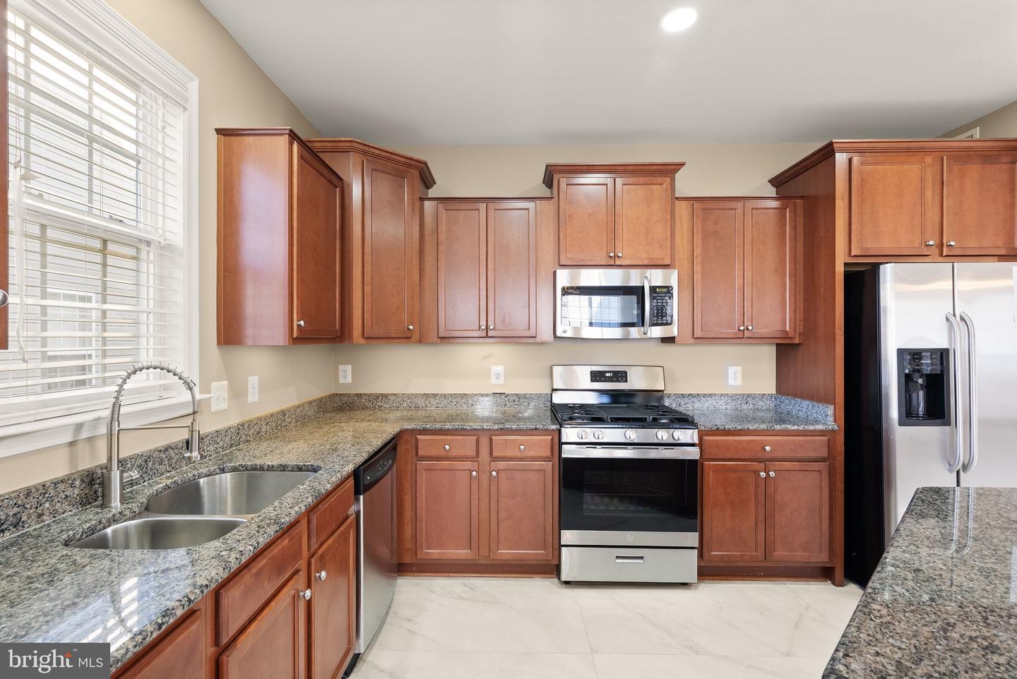 7722 YALTA WAY, GAINESVILLE, Virginia 20155, 4 Bedrooms Bedrooms, 11 Rooms Rooms,3 BathroomsBathrooms,Residential,For sale,7722 YALTA WAY,VAPW2108262 MLS # VAPW2108262