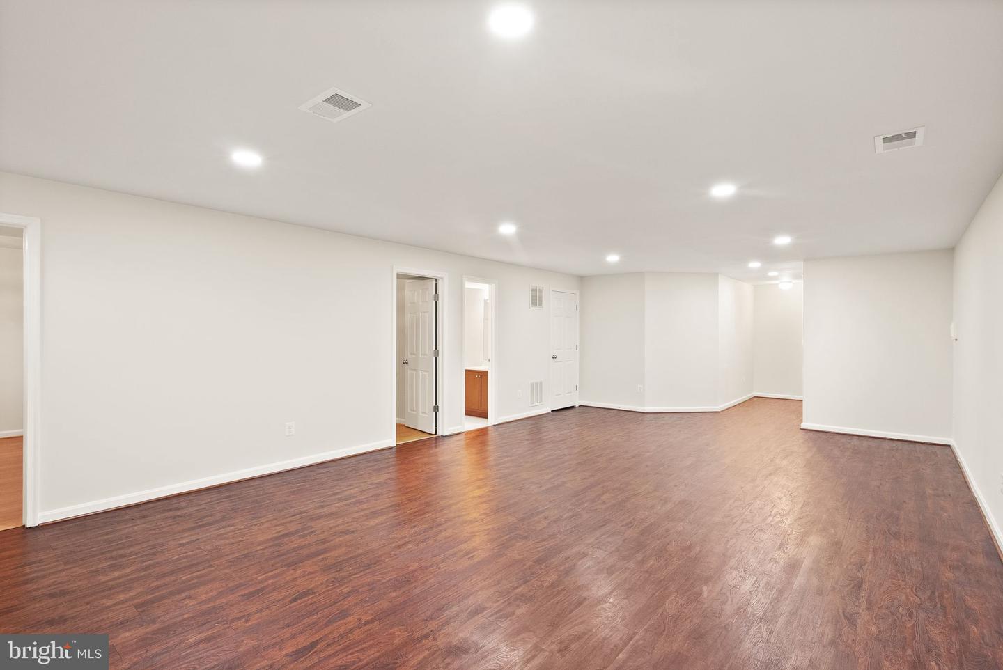 7722 YALTA WAY, GAINESVILLE, Virginia 20155, 4 Bedrooms Bedrooms, 11 Rooms Rooms,3 BathroomsBathrooms,Residential,For sale,7722 YALTA WAY,VAPW2108262 MLS # VAPW2108262