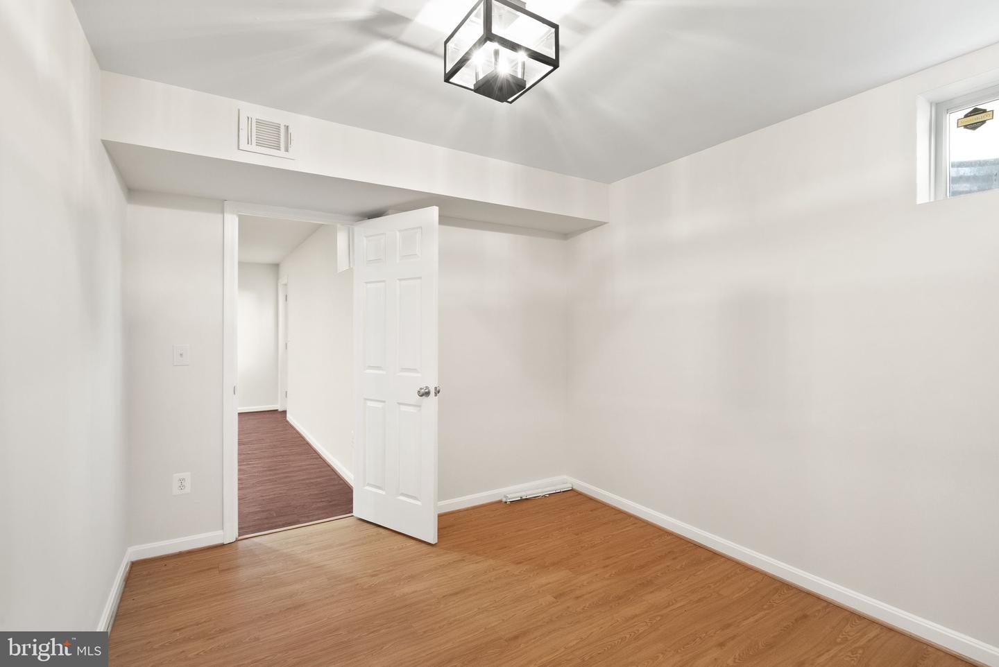 7722 YALTA WAY, GAINESVILLE, Virginia 20155, 4 Bedrooms Bedrooms, 11 Rooms Rooms,3 BathroomsBathrooms,Residential,For sale,7722 YALTA WAY,VAPW2108262 MLS # VAPW2108262