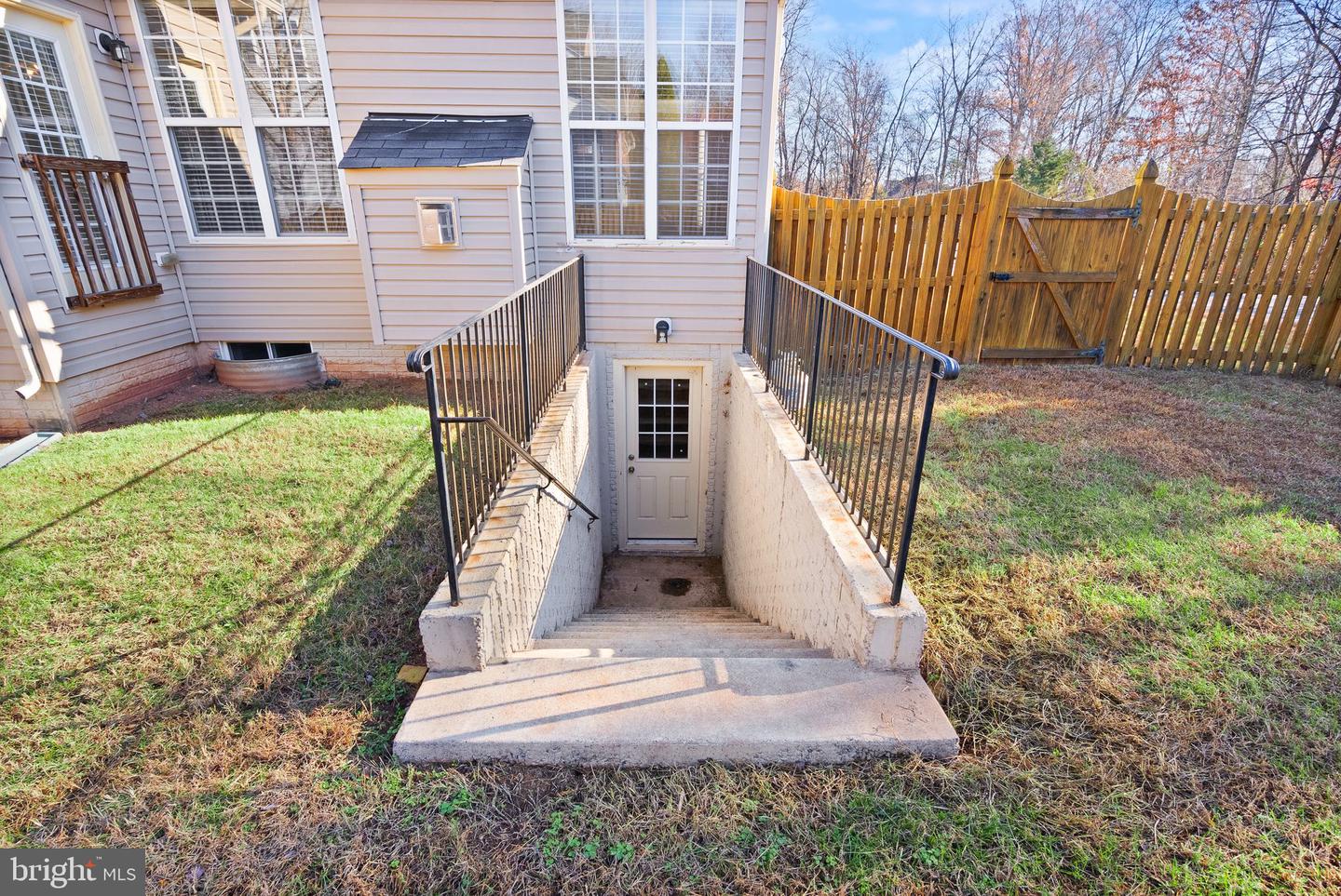 7722 YALTA WAY, GAINESVILLE, Virginia 20155, 4 Bedrooms Bedrooms, 11 Rooms Rooms,3 BathroomsBathrooms,Residential,For sale,7722 YALTA WAY,VAPW2108262 MLS # VAPW2108262