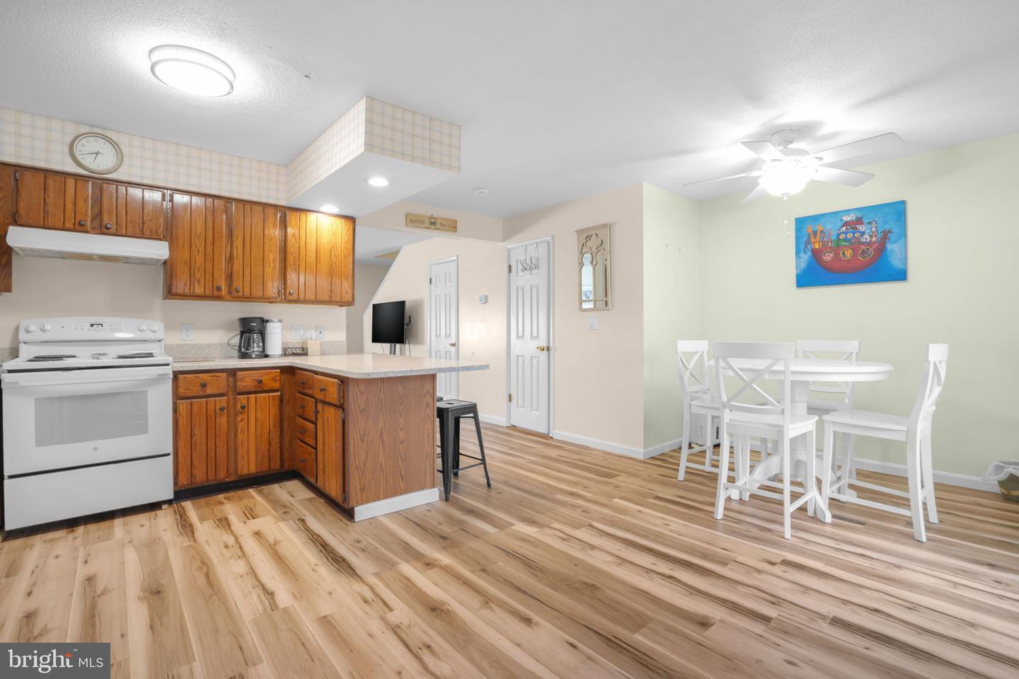 4411 EASTWINDS, CHINCOTEAGUE ISLAND, Virginia 23336, 2 Bedrooms Bedrooms, ,2 BathroomsBathrooms,Residential,For sale,4411 EASTWINDS,VAAC2002422 MLS # VAAC2002422