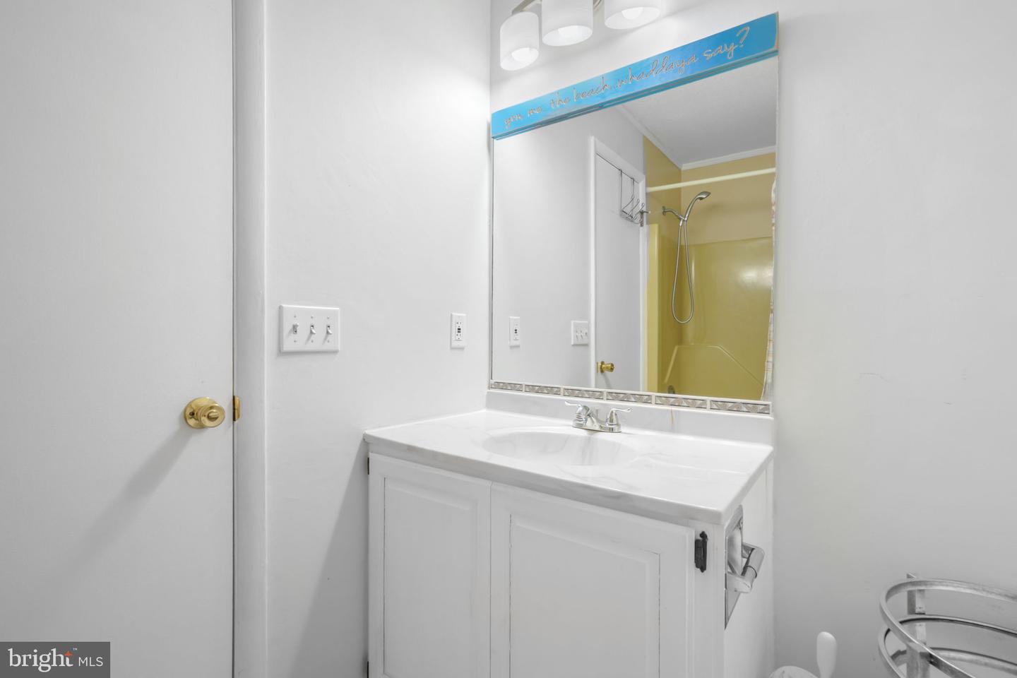 4411 EASTWINDS, CHINCOTEAGUE ISLAND, Virginia 23336, 2 Bedrooms Bedrooms, ,2 BathroomsBathrooms,Residential,For sale,4411 EASTWINDS,VAAC2002422 MLS # VAAC2002422