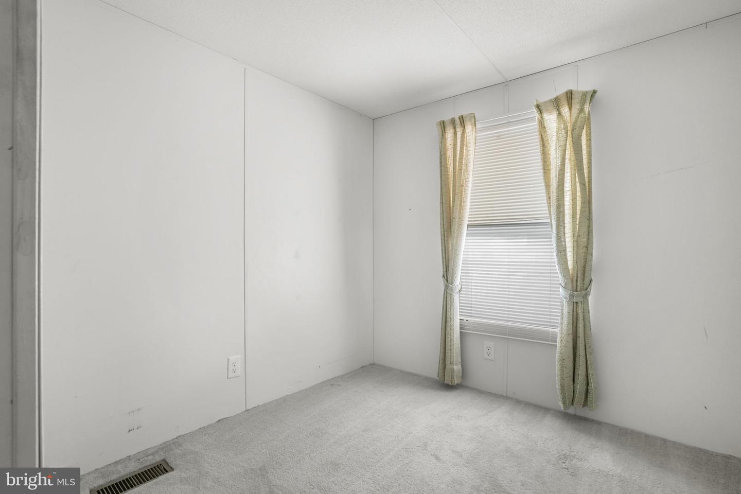 5186 COLEYS LN, CHINCOTEAGUE ISLAND, Virginia 23336, 3 Bedrooms Bedrooms, ,2 BathroomsBathrooms,Residential,For sale,5186 COLEYS LN,VAAC2002424 MLS # VAAC2002424 5186 COLEYS LN, CHINCOTEAGUE ISLAND, Virginia 23336, 3 Bedrooms Bedrooms, ,2 BathroomsBathrooms,Residential,For sale,5186 COLEYS LN,VAAC2002424 MLS # VAAC2002424