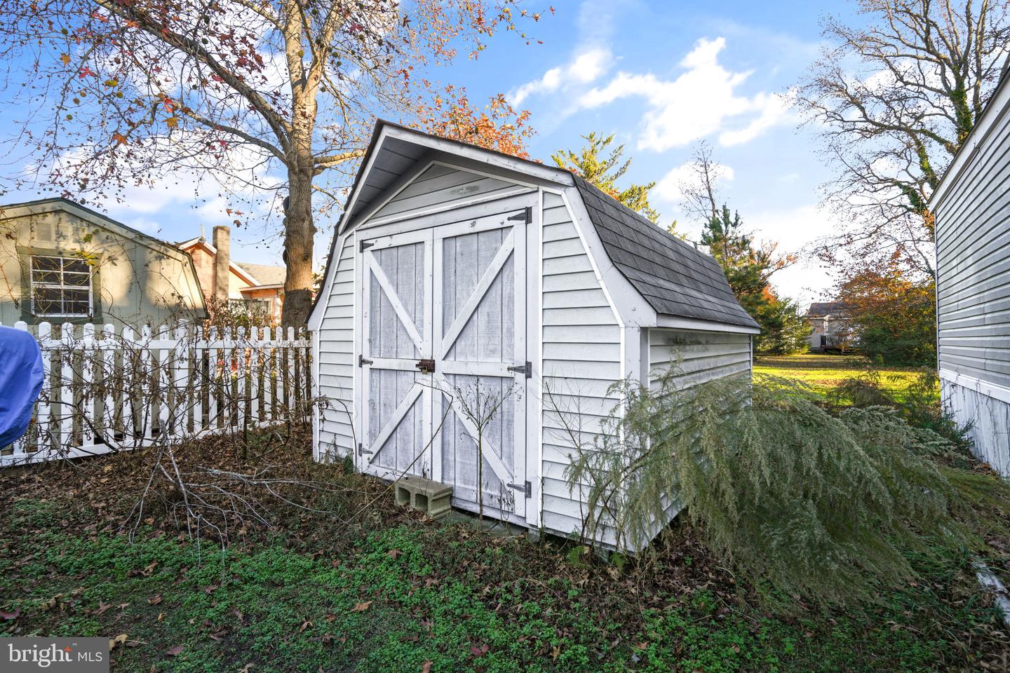 5186 COLEYS LN, CHINCOTEAGUE ISLAND, Virginia 23336, 3 Bedrooms Bedrooms, ,2 BathroomsBathrooms,Residential,For sale,5186 COLEYS LN,VAAC2002424 MLS # VAAC2002424 5186 COLEYS LN, CHINCOTEAGUE ISLAND, Virginia 23336, 3 Bedrooms Bedrooms, ,2 BathroomsBathrooms,Residential,For sale,5186 COLEYS LN,VAAC2002424 MLS # VAAC2002424