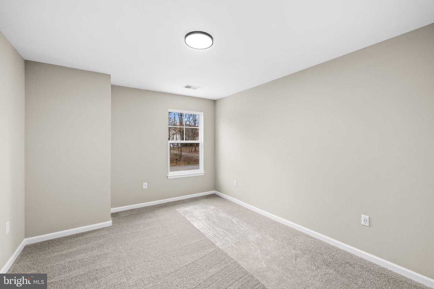 10912 THIEL CT, SPOTSYLVANIA, Virginia 22551, 4 Bedrooms Bedrooms, ,2 BathroomsBathrooms,Residential,For sale,10912 THIEL CT,VASP2037824 MLS # VASP2037824