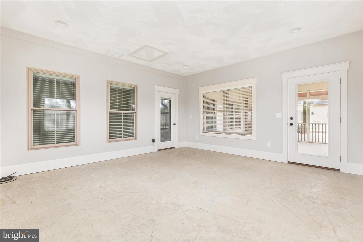 2996 HAWK LN, BROADWAY, Virginia 22815, 5 Bedrooms Bedrooms, ,3 BathroomsBathrooms,Residential,For sale,2996 HAWK LN,VARO2002754 MLS # VARO2002754