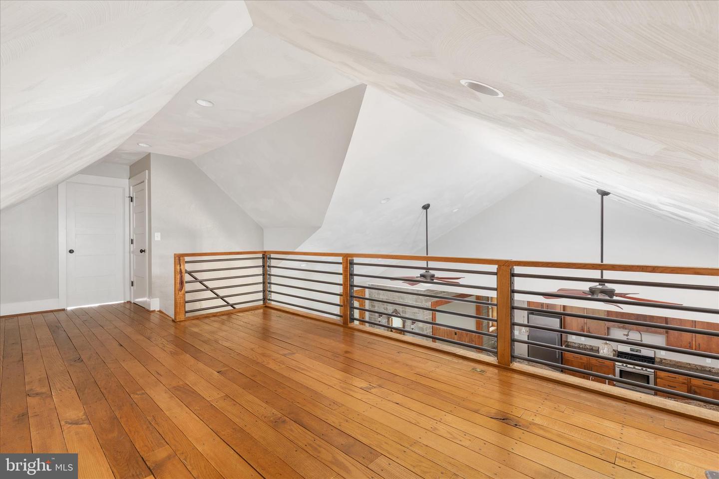 2996 HAWK LN, BROADWAY, Virginia 22815, 5 Bedrooms Bedrooms, ,3 BathroomsBathrooms,Residential,For sale,2996 HAWK LN,VARO2002754 MLS # VARO2002754