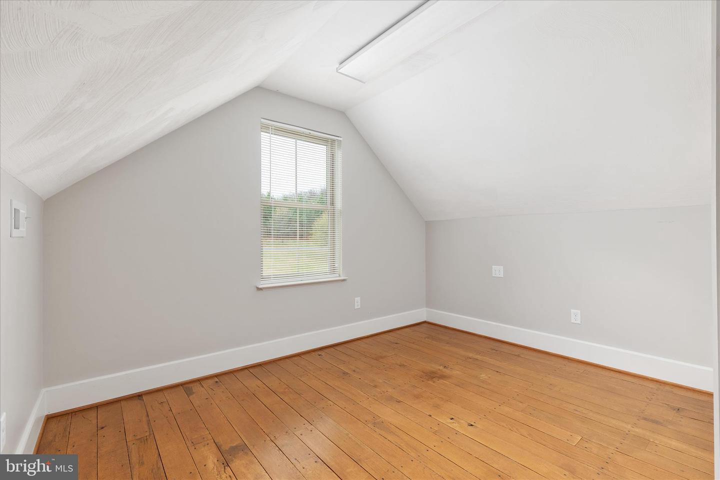 2996 HAWK LN, BROADWAY, Virginia 22815, 5 Bedrooms Bedrooms, ,3 BathroomsBathrooms,Residential,For sale,2996 HAWK LN,VARO2002754 MLS # VARO2002754