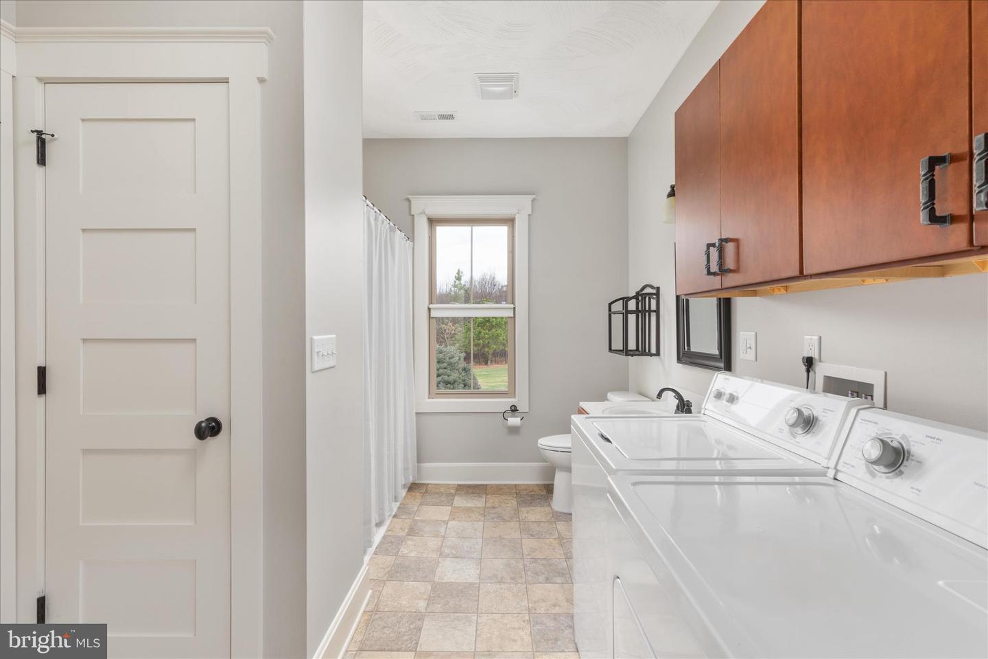 2996 HAWK LN, BROADWAY, Virginia 22815, 5 Bedrooms Bedrooms, ,3 BathroomsBathrooms,Residential,For sale,2996 HAWK LN,VARO2002754 MLS # VARO2002754