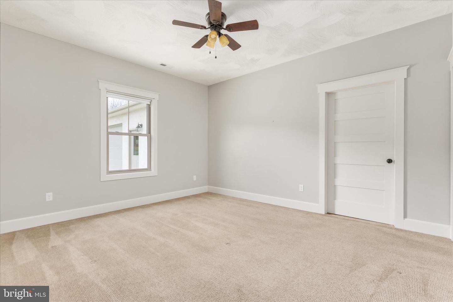 2996 HAWK LN, BROADWAY, Virginia 22815, 5 Bedrooms Bedrooms, ,3 BathroomsBathrooms,Residential,For sale,2996 HAWK LN,VARO2002754 MLS # VARO2002754