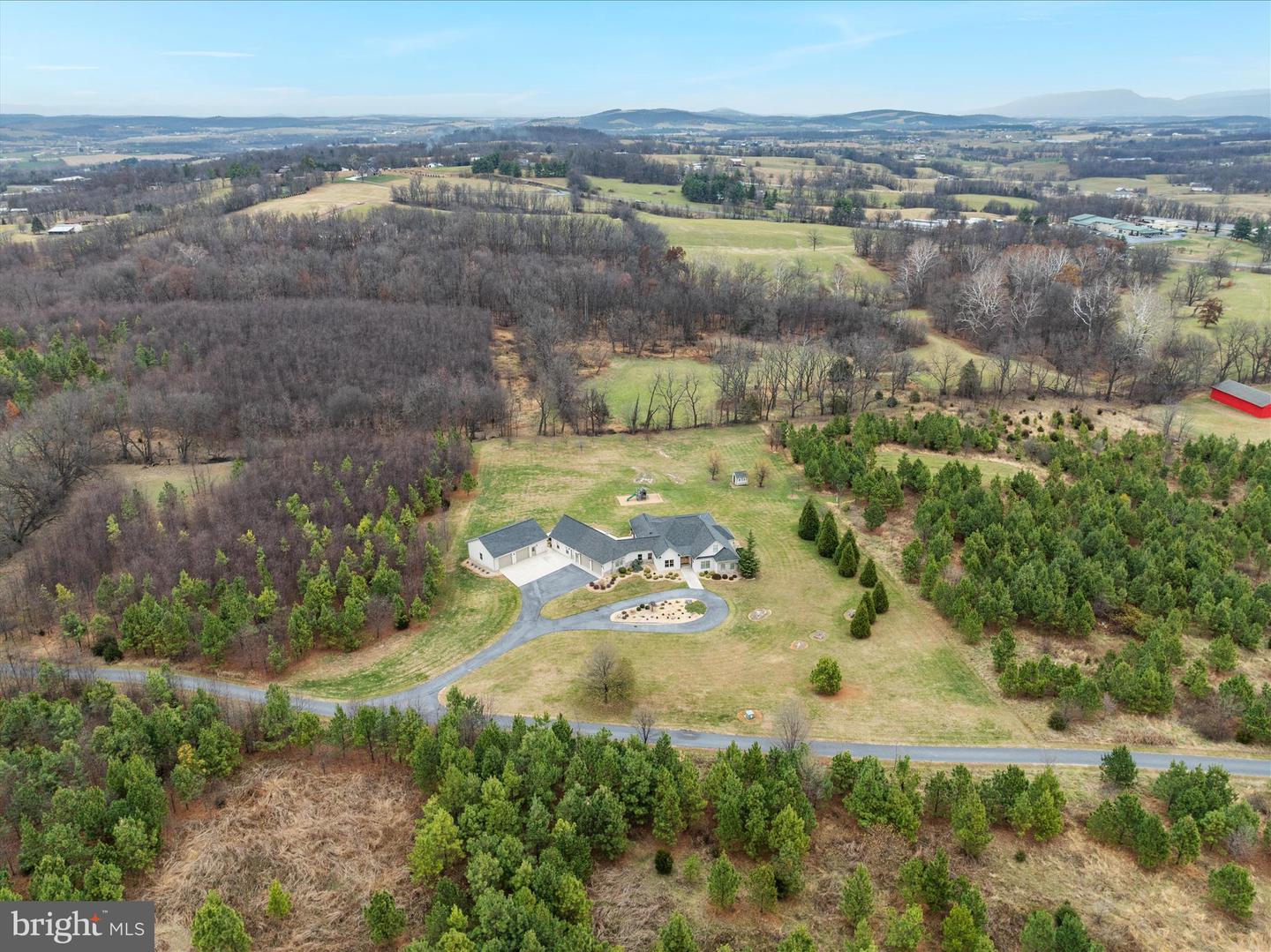 2996 HAWK LN, BROADWAY, Virginia 22815, 5 Bedrooms Bedrooms, ,3 BathroomsBathrooms,Residential,For sale,2996 HAWK LN,VARO2002754 MLS # VARO2002754