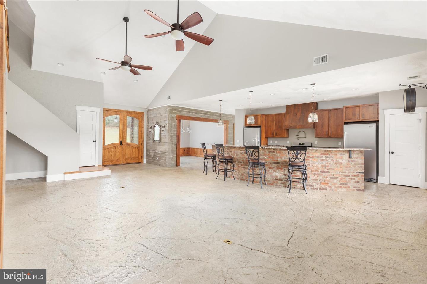 2996 HAWK LN, BROADWAY, Virginia 22815, 5 Bedrooms Bedrooms, ,3 BathroomsBathrooms,Residential,For sale,2996 HAWK LN,VARO2002754 MLS # VARO2002754