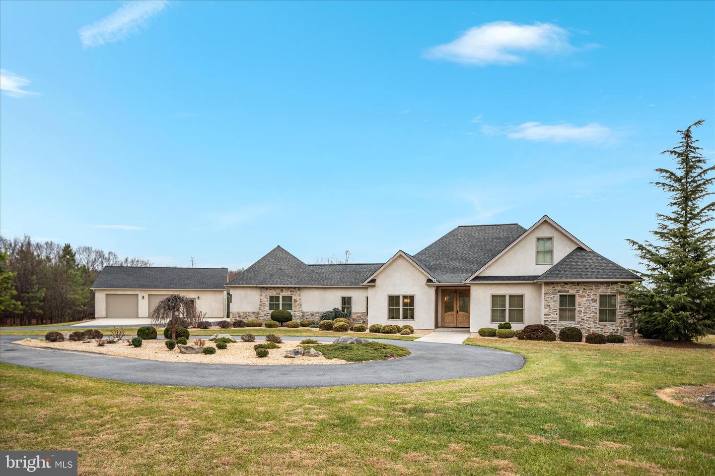 2996 HAWK LN, BROADWAY, Virginia 22815, 5 Bedrooms Bedrooms, ,3 BathroomsBathrooms,Residential,For sale,2996 HAWK LN,VARO2002754 MLS # VARO2002754