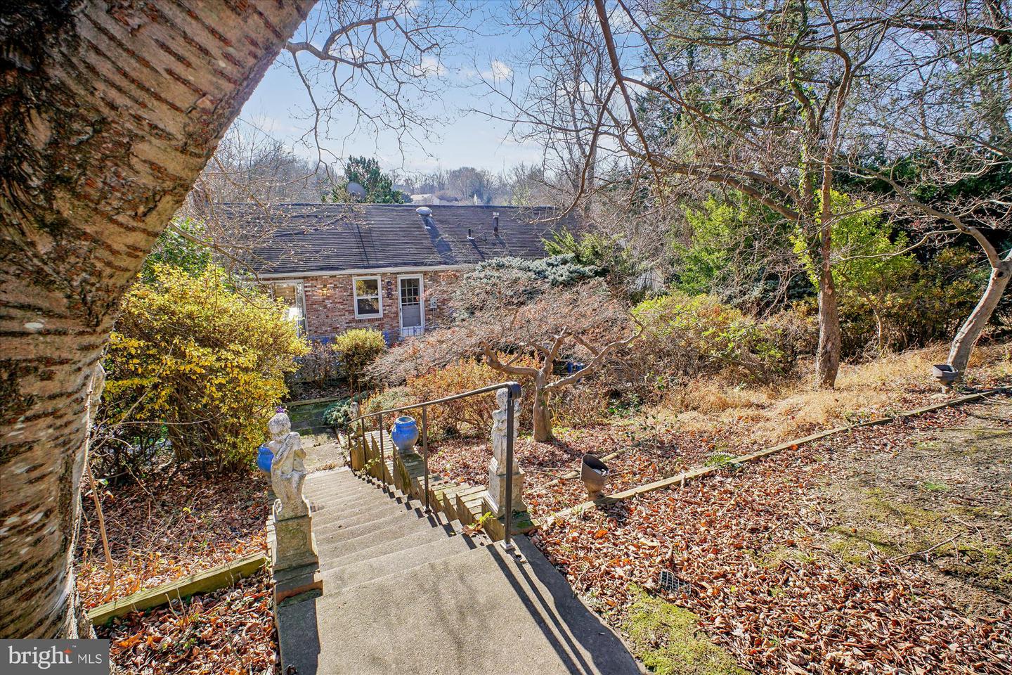 6144 CHESTERBROOK RD, MCLEAN, Virginia 22101, 3 Bedrooms Bedrooms, ,2 BathroomsBathrooms,Residential,For sale,6144 CHESTERBROOK RD,VAFX2280464 MLS # VAFX2280464