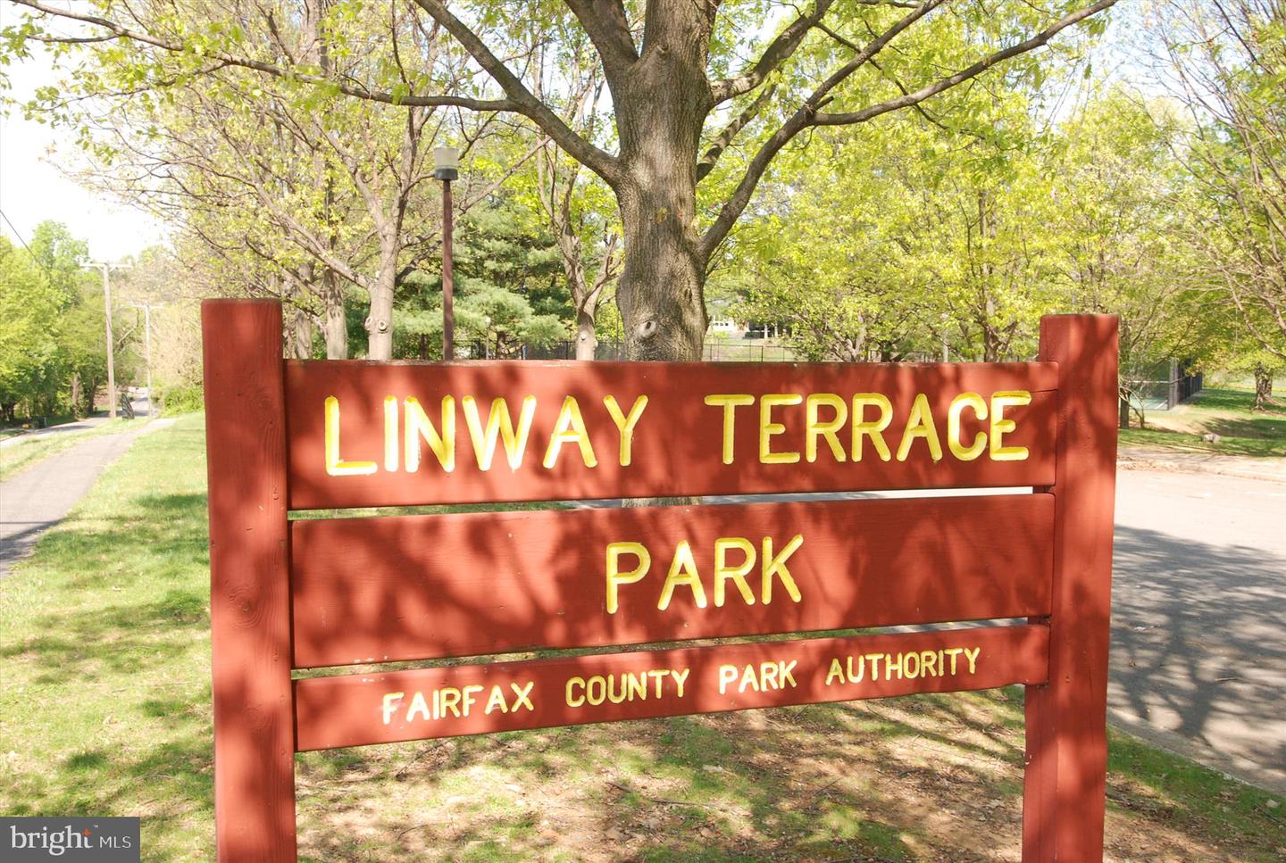 6144 CHESTERBROOK RD, MCLEAN, Virginia 22101, 3 Bedrooms Bedrooms, ,2 BathroomsBathrooms,Residential,For sale,6144 CHESTERBROOK RD,VAFX2280464 MLS # VAFX2280464