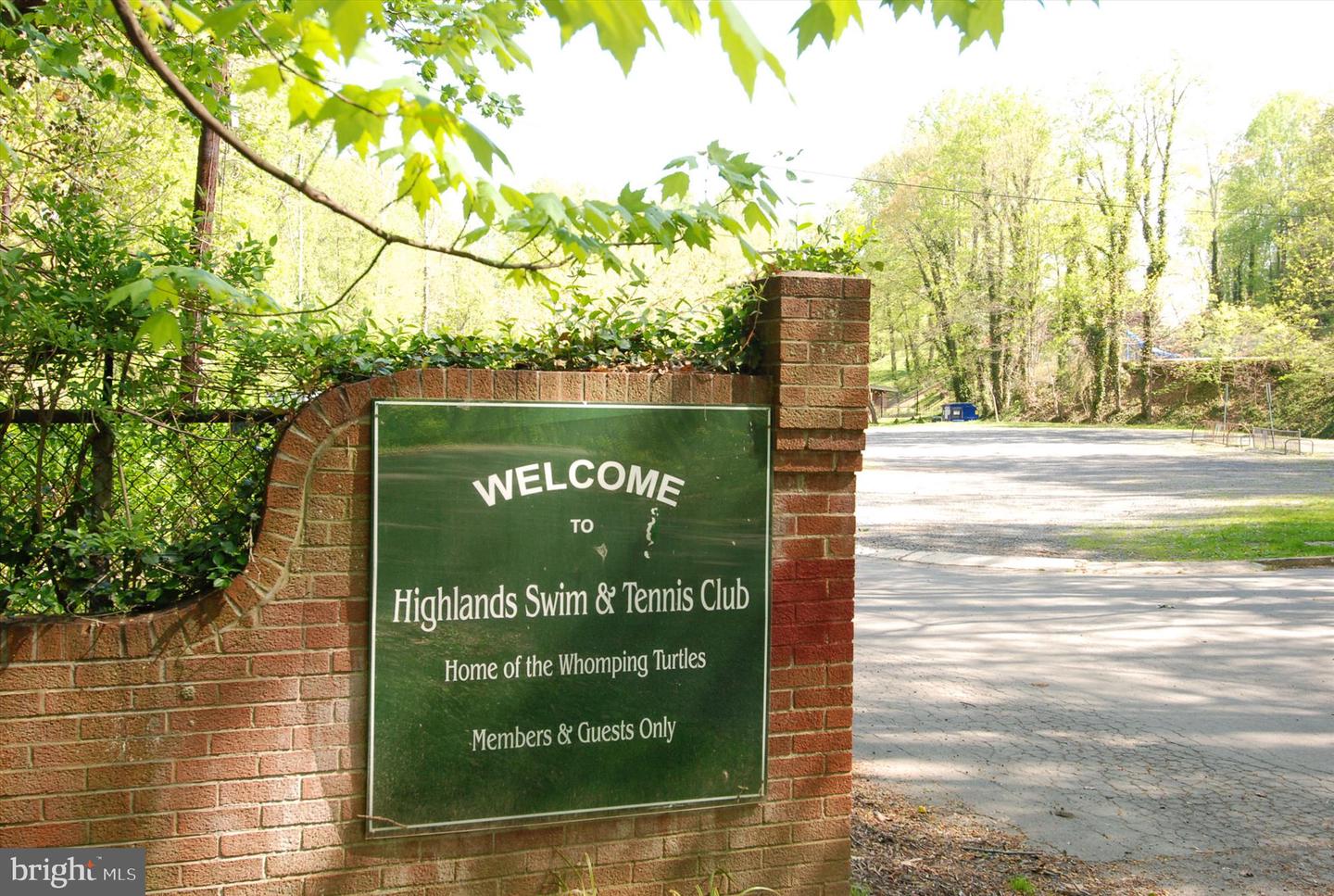 6144 CHESTERBROOK RD, MCLEAN, Virginia 22101, 3 Bedrooms Bedrooms, ,2 BathroomsBathrooms,Residential,For sale,6144 CHESTERBROOK RD,VAFX2280464 MLS # VAFX2280464