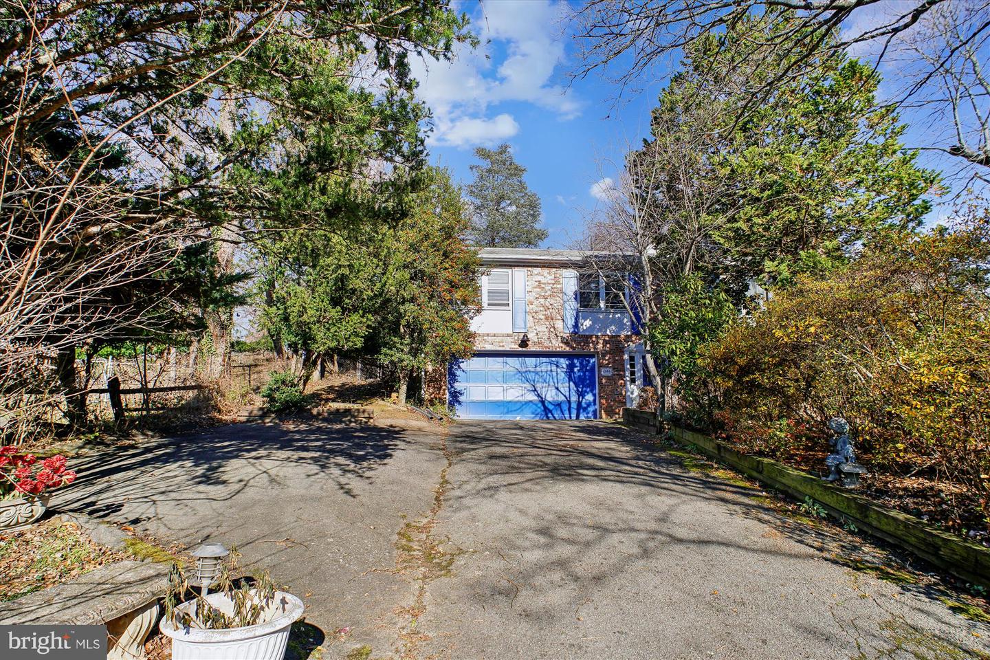 6144 CHESTERBROOK RD, MCLEAN, Virginia 22101, 3 Bedrooms Bedrooms, ,2 BathroomsBathrooms,Residential,For sale,6144 CHESTERBROOK RD,VAFX2280464 MLS # VAFX2280464