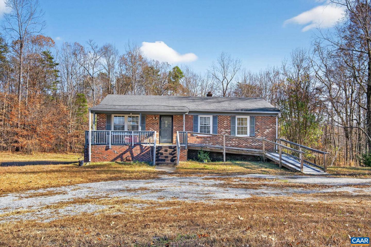 218 MAHAN RD, CUMBERLAND, Virginia 23901, 3 Bedrooms Bedrooms, ,1 BathroomBathrooms,Residential,For sale,218 MAHAN RD,671463 MLS # 671463