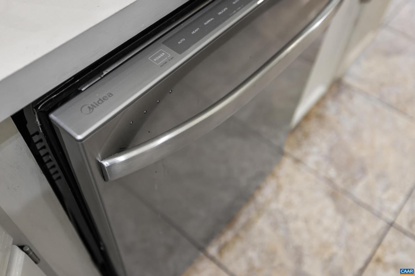 465 HIDDEN RIDGE RD, CHARLOTTESVILLE, Virginia 22902, 3 Bedrooms Bedrooms, ,2 BathroomsBathrooms,Residential,For sale,465 HIDDEN RIDGE RD,671464 MLS # 671464