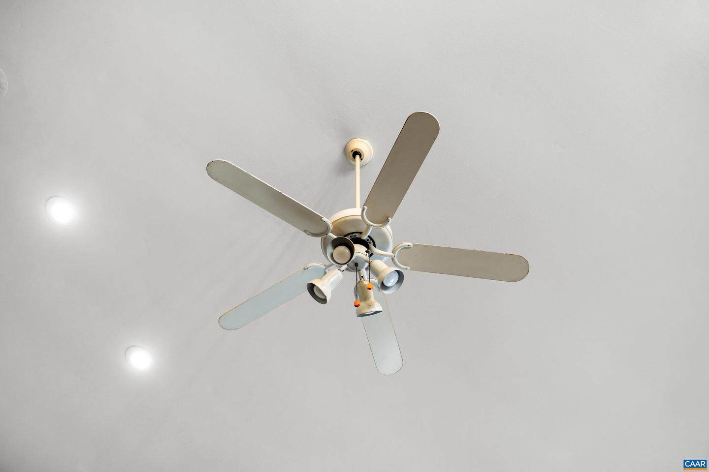 465 HIDDEN RIDGE RD, CHARLOTTESVILLE, Virginia 22902, 3 Bedrooms Bedrooms, ,2 BathroomsBathrooms,Residential,For sale,465 HIDDEN RIDGE RD,671464 MLS # 671464