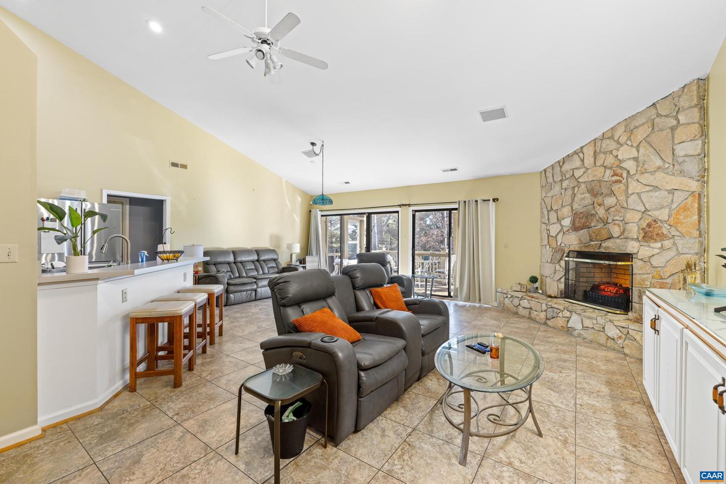 465 HIDDEN RIDGE RD, CHARLOTTESVILLE, Virginia 22902, 3 Bedrooms Bedrooms, ,2 BathroomsBathrooms,Residential,For sale,465 HIDDEN RIDGE RD,671464 MLS # 671464