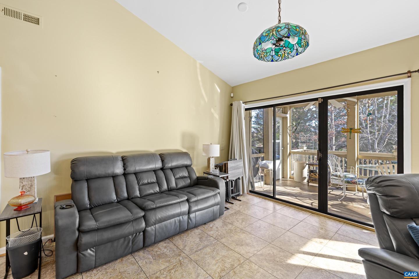 465 HIDDEN RIDGE RD, CHARLOTTESVILLE, Virginia 22902, 3 Bedrooms Bedrooms, ,2 BathroomsBathrooms,Residential,For sale,465 HIDDEN RIDGE RD,671464 MLS # 671464