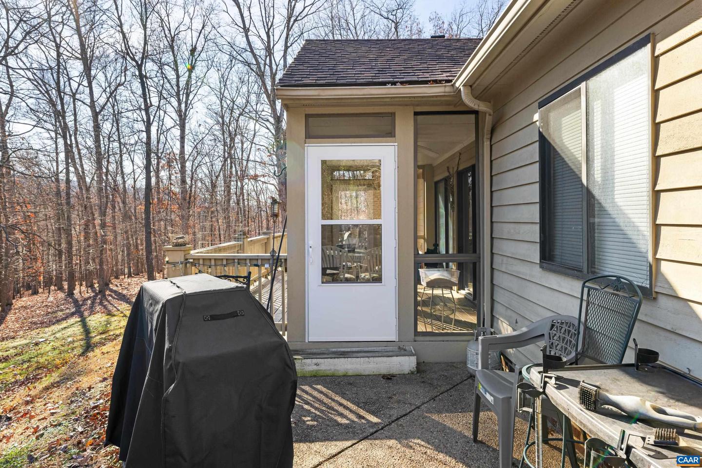 465 HIDDEN RIDGE RD, CHARLOTTESVILLE, Virginia 22902, 3 Bedrooms Bedrooms, ,2 BathroomsBathrooms,Residential,For sale,465 HIDDEN RIDGE RD,671464 MLS # 671464