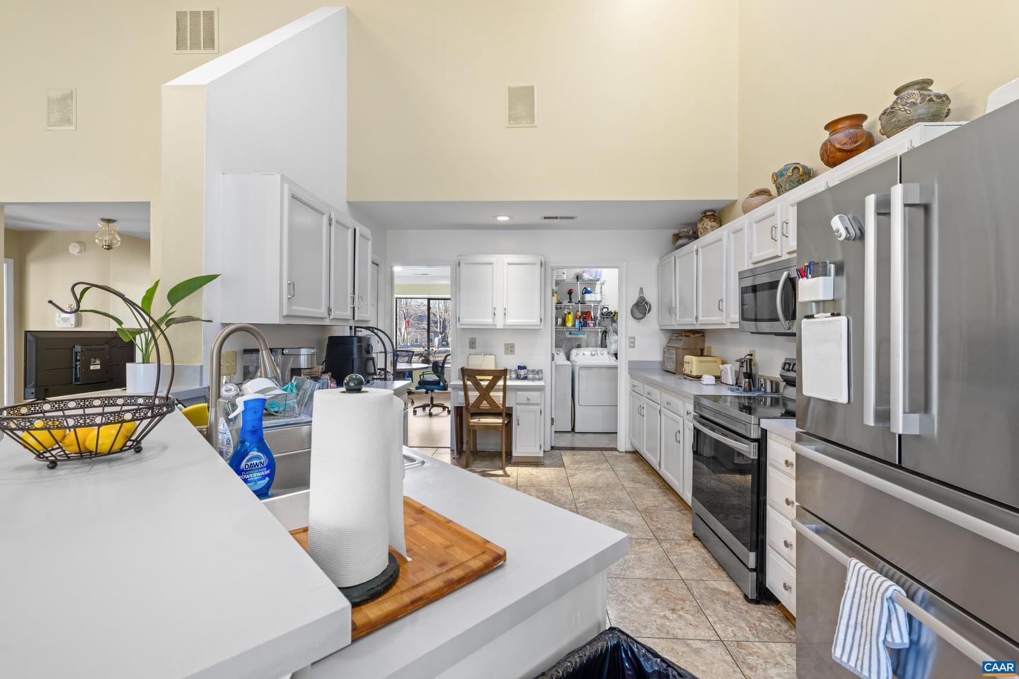 465 HIDDEN RIDGE RD, CHARLOTTESVILLE, Virginia 22902, 3 Bedrooms Bedrooms, ,2 BathroomsBathrooms,Residential,For sale,465 HIDDEN RIDGE RD,671464 MLS # 671464