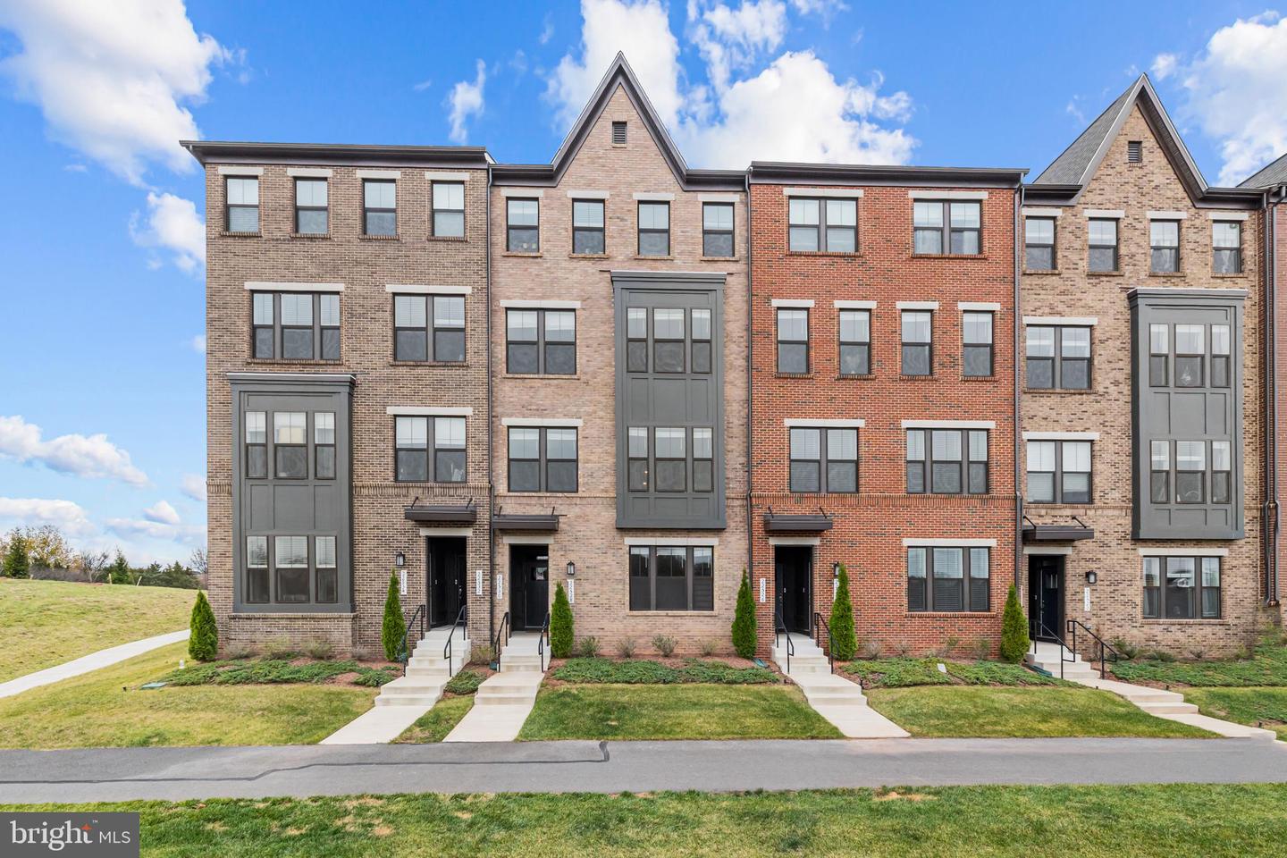 22528 WILSON VIEW TER, ASHBURN, Virginia 20148, 3 Bedrooms Bedrooms, ,2 BathroomsBathrooms,Residential,For sale,22528 WILSON VIEW TER,VALO2111642 MLS # VALO2111642 22528 WILSON VIEW TER, ASHBURN, Virginia 20148, 3 Bedrooms Bedrooms, ,2 BathroomsBathrooms,Residential,For sale,22528 WILSON VIEW TER,VALO2111642 MLS # VALO2111642