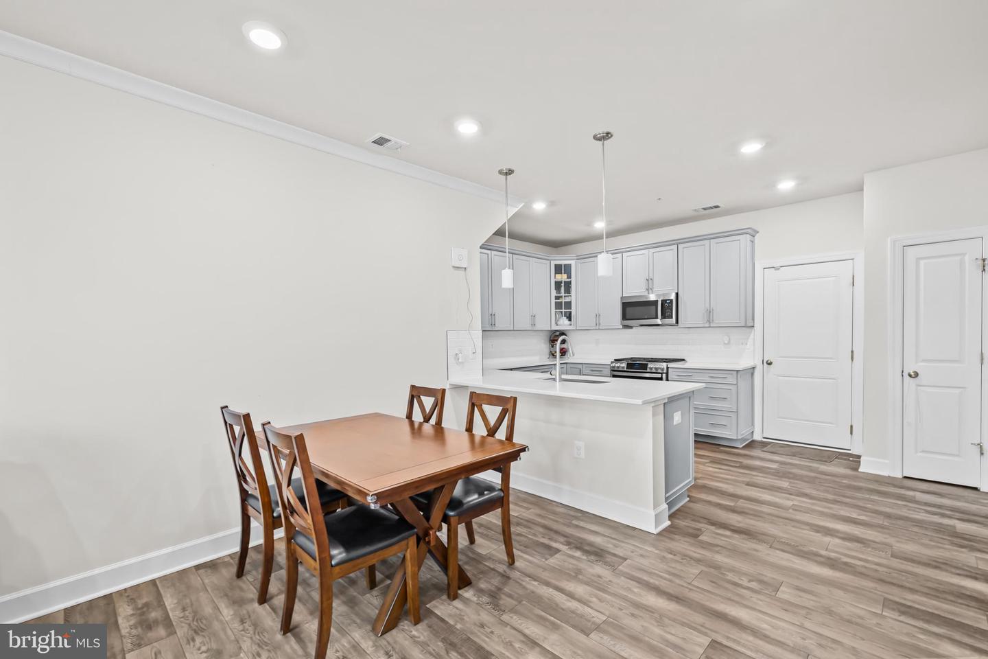 22528 WILSON VIEW TER, ASHBURN, Virginia 20148, 3 Bedrooms Bedrooms, ,2 BathroomsBathrooms,Residential,For sale,22528 WILSON VIEW TER,VALO2111642 MLS # VALO2111642 22528 WILSON VIEW TER, ASHBURN, Virginia 20148, 3 Bedrooms Bedrooms, ,2 BathroomsBathrooms,Residential,For sale,22528 WILSON VIEW TER,VALO2111642 MLS # VALO2111642