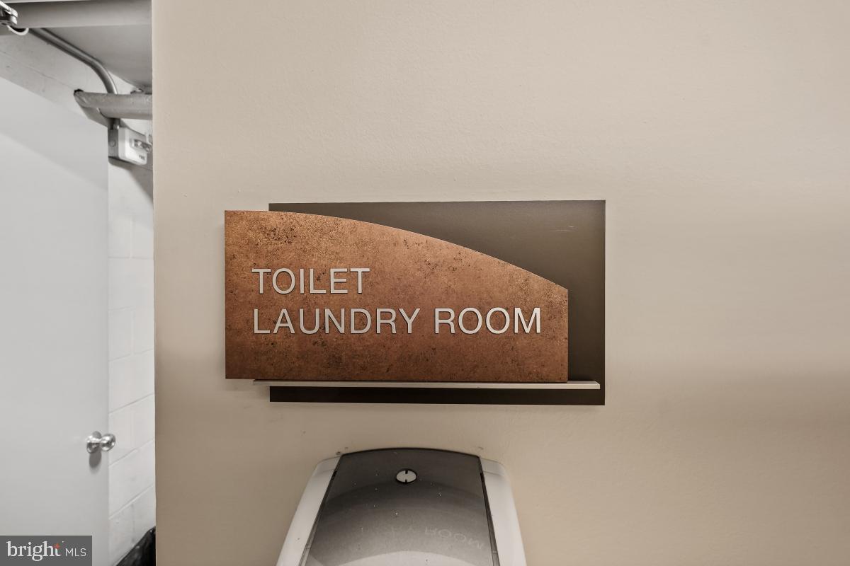 5902 MOUNT EAGLE DR #303, ALEXANDRIA, Virginia 22303, 2 Bedrooms Bedrooms, 8 Rooms Rooms,1 BathroomBathrooms,Residential,For sale,5902 MOUNT EAGLE DR #303,VAFX2280452 MLS # VAFX2280452 5902 MOUNT EAGLE DR #303, ALEXANDRIA, Virginia 22303, 2 Bedrooms Bedrooms, 8 Rooms Rooms,1 BathroomBathrooms,Residential,For sale,5902 MOUNT EAGLE DR #303,VAFX2280452 MLS # VAFX2280452