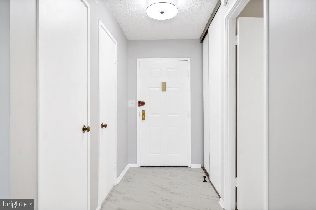 5902 MOUNT EAGLE DR #303, ALEXANDRIA, Virginia 22303, 2 Bedrooms Bedrooms, 8 Rooms Rooms,1 BathroomBathrooms,Residential,For sale,5902 MOUNT EAGLE DR #303,VAFX2280452 MLS # VAFX2280452 5902 MOUNT EAGLE DR #303, ALEXANDRIA, Virginia 22303, 2 Bedrooms Bedrooms, 8 Rooms Rooms,1 BathroomBathrooms,Residential,For sale,5902 MOUNT EAGLE DR #303,VAFX2280452 MLS # VAFX2280452