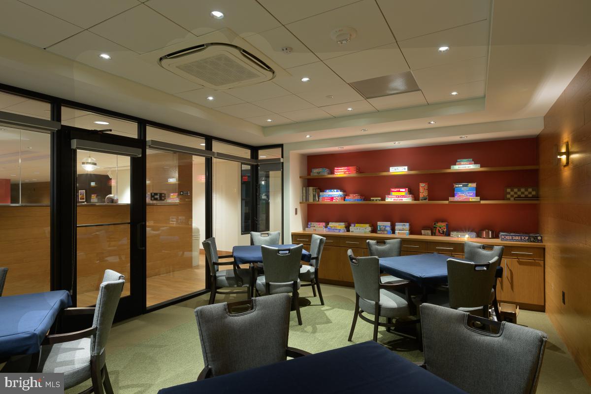 5902 MOUNT EAGLE DR #303, ALEXANDRIA, Virginia 22303, 2 Bedrooms Bedrooms, 8 Rooms Rooms,1 BathroomBathrooms,Residential,For sale,5902 MOUNT EAGLE DR #303,VAFX2280452 MLS # VAFX2280452 5902 MOUNT EAGLE DR #303, ALEXANDRIA, Virginia 22303, 2 Bedrooms Bedrooms, 8 Rooms Rooms,1 BathroomBathrooms,Residential,For sale,5902 MOUNT EAGLE DR #303,VAFX2280452 MLS # VAFX2280452