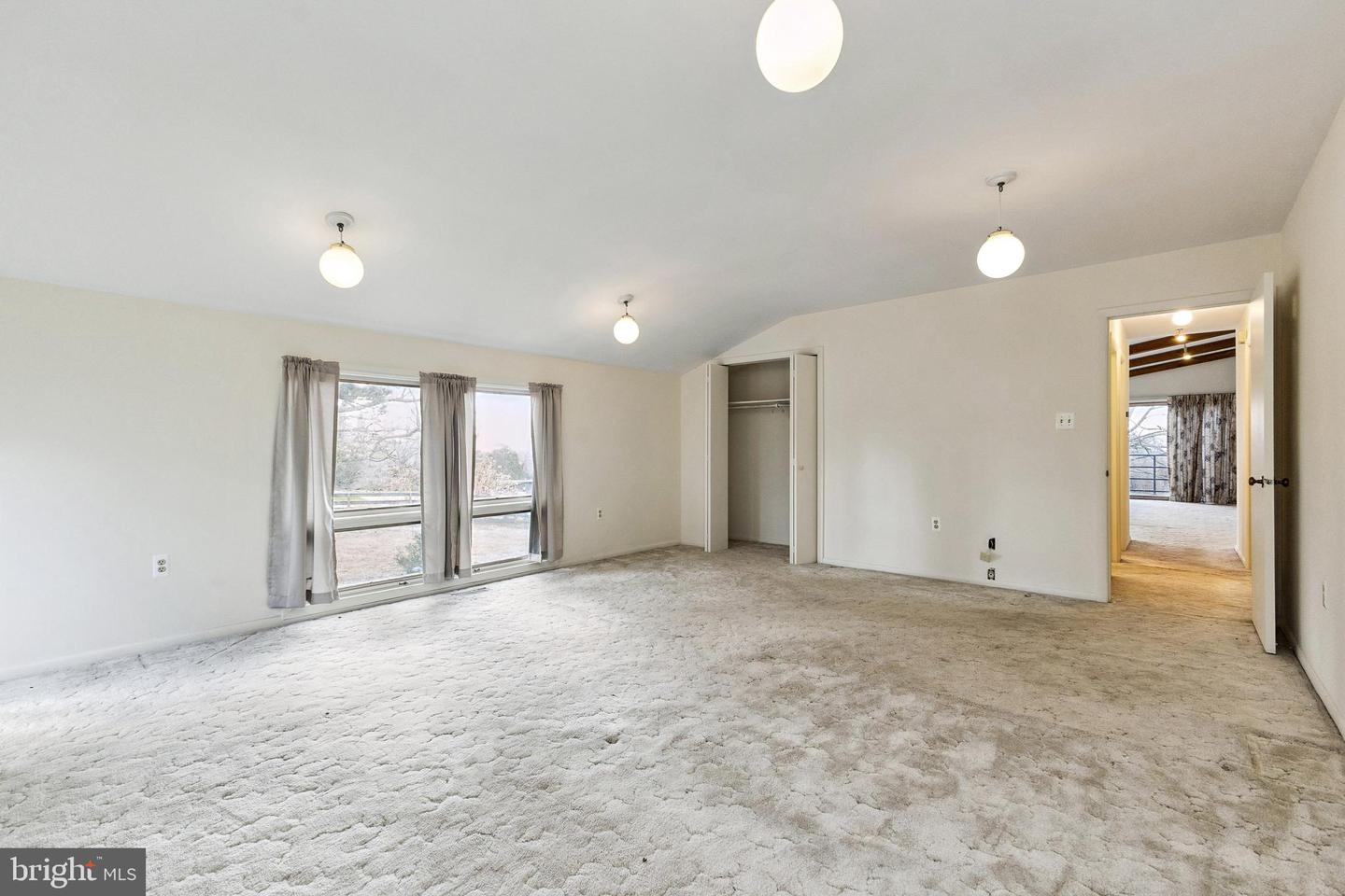 17167 SIMPSON CIR, PAEONIAN SPRINGS, Virginia 20129, 5 Bedrooms Bedrooms, ,4 BathroomsBathrooms,Residential,For sale,17167 SIMPSON CIR,VALO2111686 MLS # VALO2111686