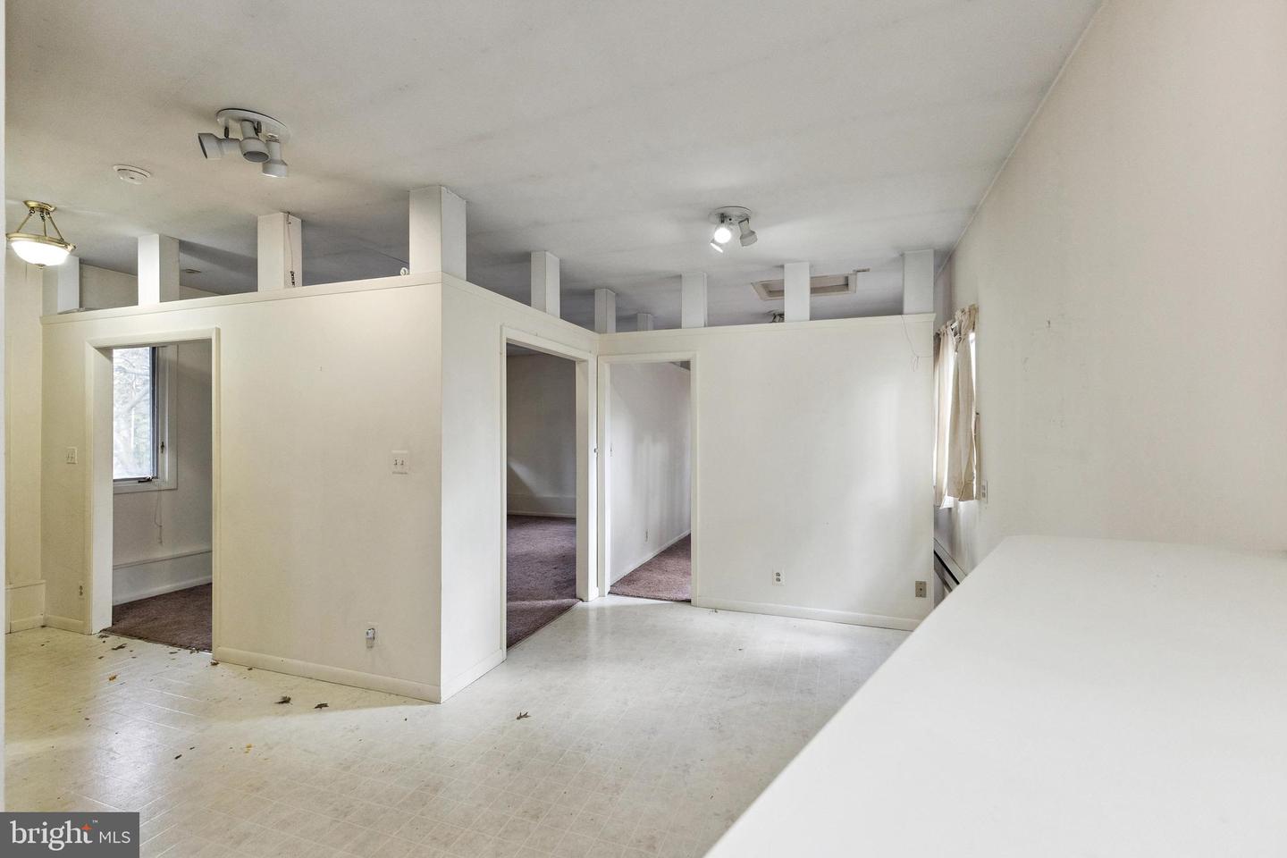 17167 SIMPSON CIR, PAEONIAN SPRINGS, Virginia 20129, 5 Bedrooms Bedrooms, ,4 BathroomsBathrooms,Residential,For sale,17167 SIMPSON CIR,VALO2111686 MLS # VALO2111686