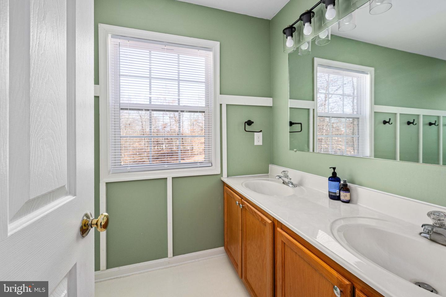 24461 OAK FOREST DR, RAPIDAN, Virginia 22733, 3 Bedrooms Bedrooms, ,2 BathroomsBathrooms,Residential,For sale,24461 OAK FOREST DR,VACU2012154 MLS # VACU2012154 24461 OAK FOREST DR, RAPIDAN, Virginia 22733, 3 Bedrooms Bedrooms, ,2 BathroomsBathrooms,Residential,For sale,24461 OAK FOREST DR,VACU2012154 MLS # VACU2012154