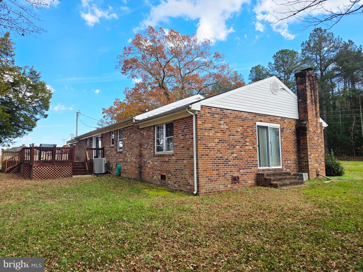 658 ISLINGTON RD, WARSAW, Virginia 22572, 3 Bedrooms Bedrooms, ,2 BathroomsBathrooms,Residential,For sale,658 ISLINGTON RD,VARV2000578 MLS # VARV2000578