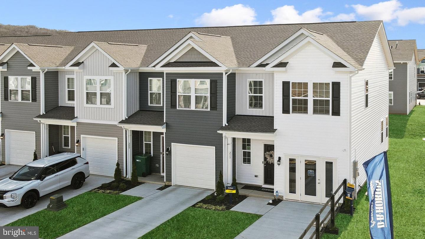 143 RAE CT, LURAY, Virginia 22835, 3 Bedrooms Bedrooms, ,2 BathroomsBathrooms,Residential,For sale,143 RAE CT,VAPA2005662 MLS # VAPA2005662