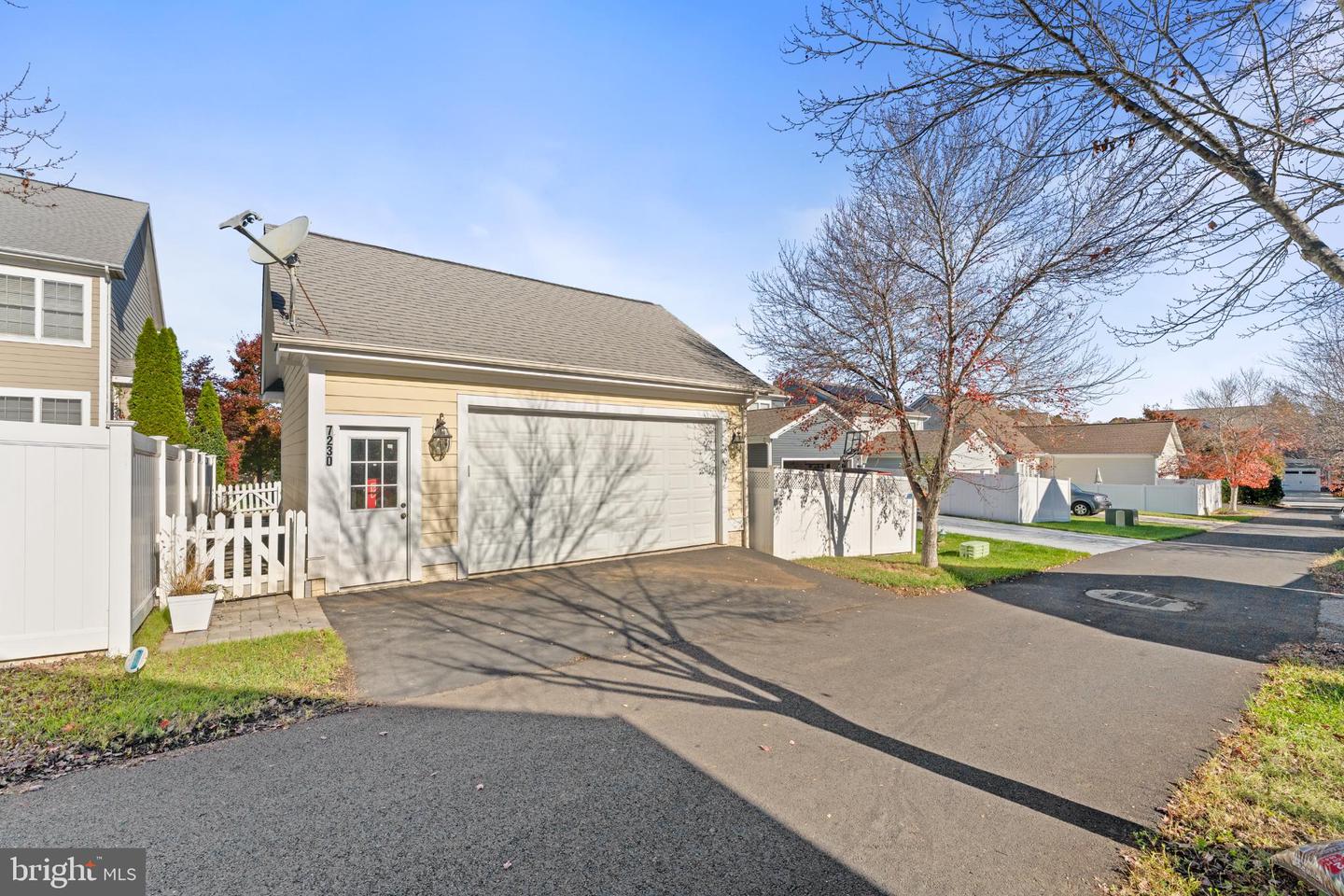 7230 JOHN TAYLOR MEWS, RUTHER GLEN, Virginia 22546, 3 Bedrooms Bedrooms, 12 Rooms Rooms,2 BathroomsBathrooms,Residential,For sale,7230 JOHN TAYLOR MEWS,VACV2009118 MLS # VACV2009118