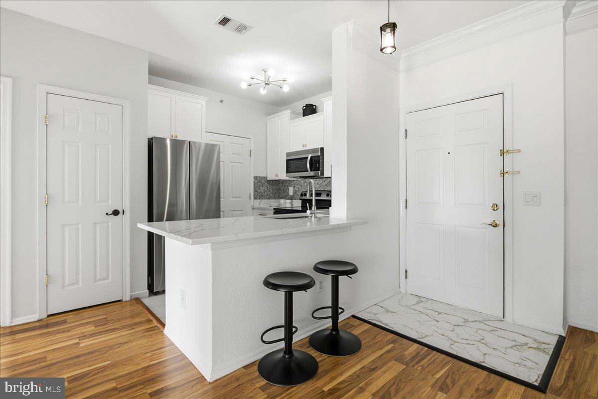 1591 SPRING GATE DR #3406, MCLEAN, Virginia 22102, 1 Bedroom Bedrooms, ,1 BathroomBathrooms,Residential,For sale,1591 SPRING GATE DR #3406,VAFX2279630 MLS # VAFX2279630