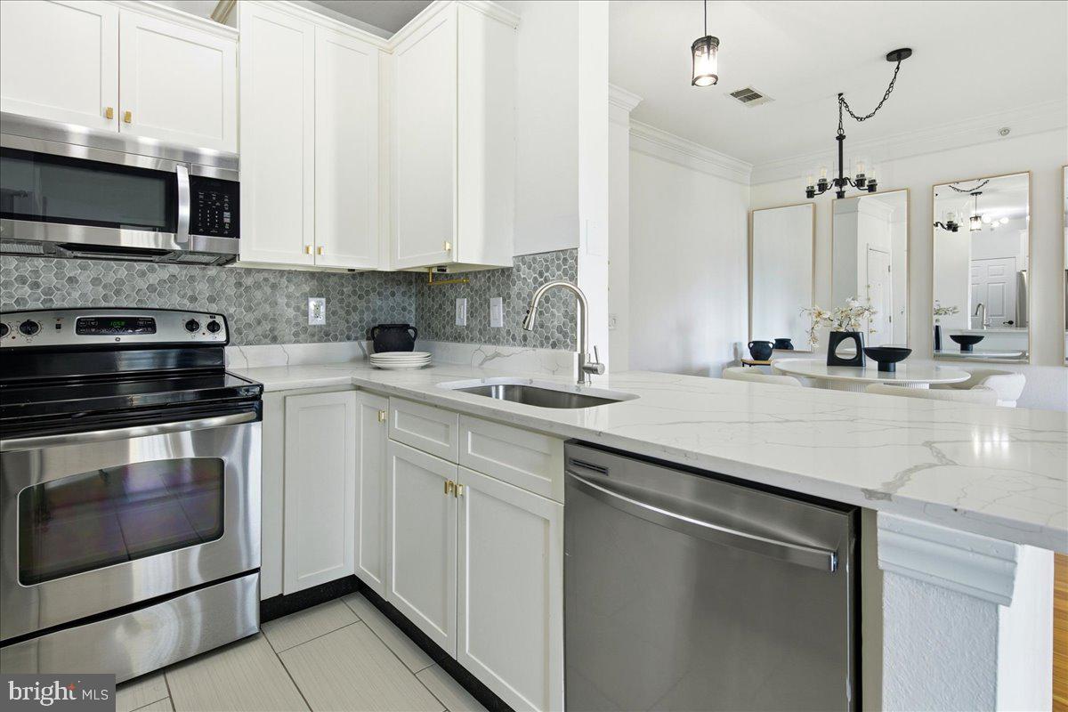 1591 SPRING GATE DR #3406, MCLEAN, Virginia 22102, 1 Bedroom Bedrooms, ,1 BathroomBathrooms,Residential,For sale,1591 SPRING GATE DR #3406,VAFX2279630 MLS # VAFX2279630