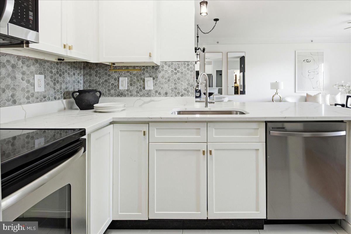 1591 SPRING GATE DR #3406, MCLEAN, Virginia 22102, 1 Bedroom Bedrooms, ,1 BathroomBathrooms,Residential,For sale,1591 SPRING GATE DR #3406,VAFX2279630 MLS # VAFX2279630