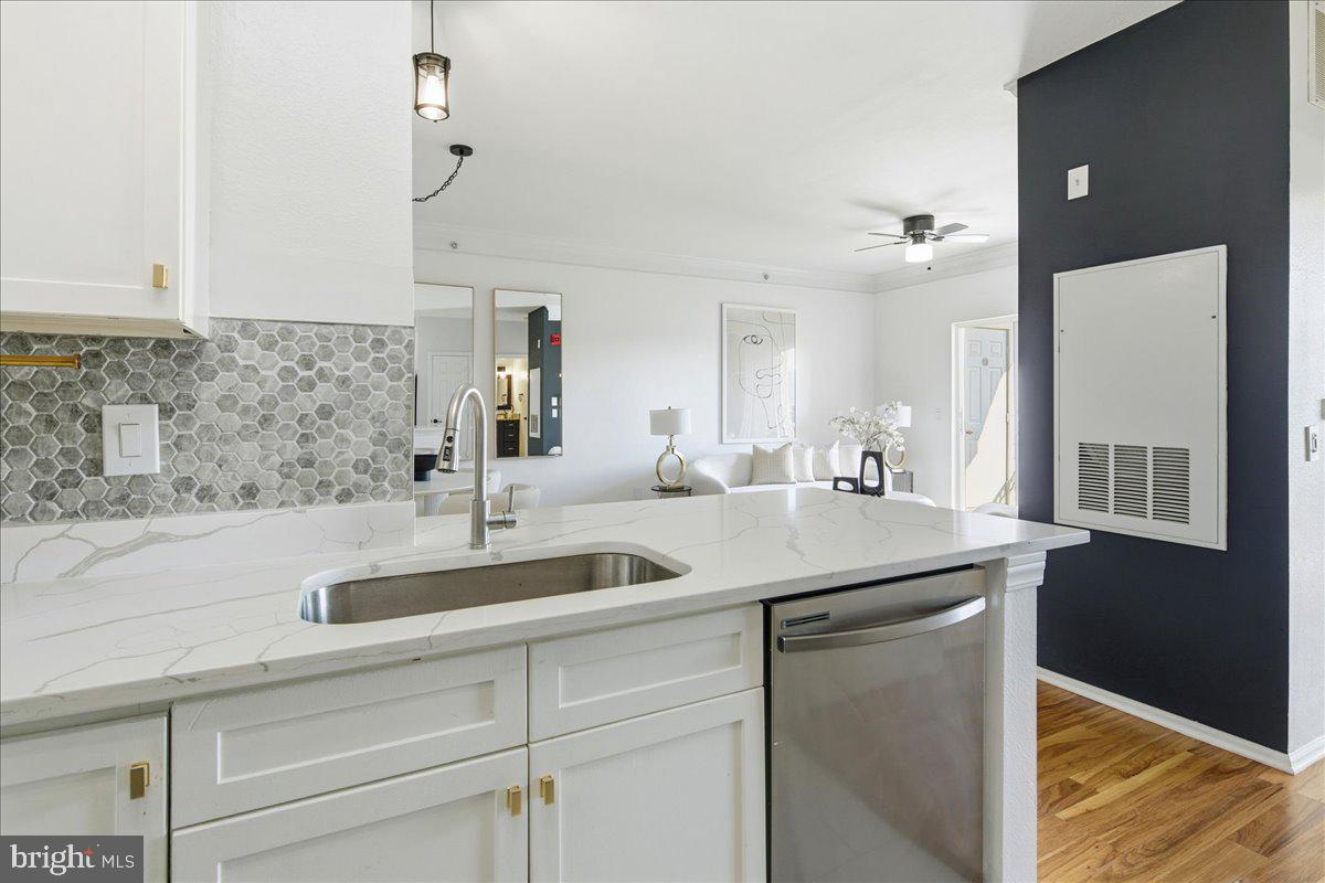 1591 SPRING GATE DR #3406, MCLEAN, Virginia 22102, 1 Bedroom Bedrooms, ,1 BathroomBathrooms,Residential,For sale,1591 SPRING GATE DR #3406,VAFX2279630 MLS # VAFX2279630