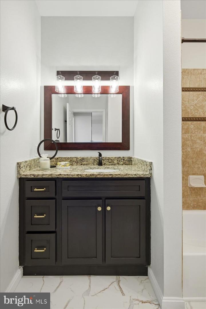 1591 SPRING GATE DR #3406, MCLEAN, Virginia 22102, 1 Bedroom Bedrooms, ,1 BathroomBathrooms,Residential,For sale,1591 SPRING GATE DR #3406,VAFX2279630 MLS # VAFX2279630