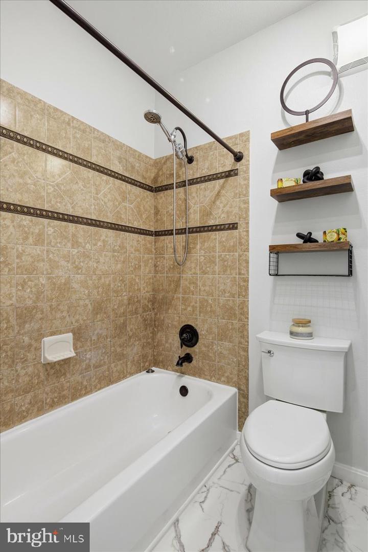 1591 SPRING GATE DR #3406, MCLEAN, Virginia 22102, 1 Bedroom Bedrooms, ,1 BathroomBathrooms,Residential,For sale,1591 SPRING GATE DR #3406,VAFX2279630 MLS # VAFX2279630