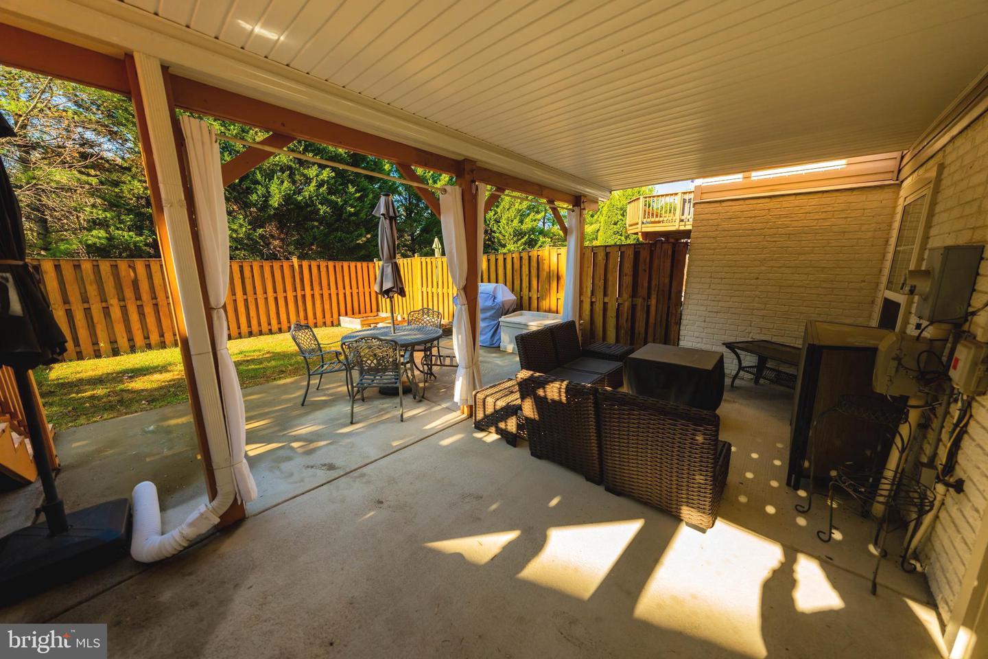 12048 ELLIOTS OAK PL, BRISTOW, Virginia 20136, 3 Bedrooms Bedrooms, ,3 BathroomsBathrooms,Residential,For sale,12048 ELLIOTS OAK PL,VAPW2108158 MLS # VAPW2108158