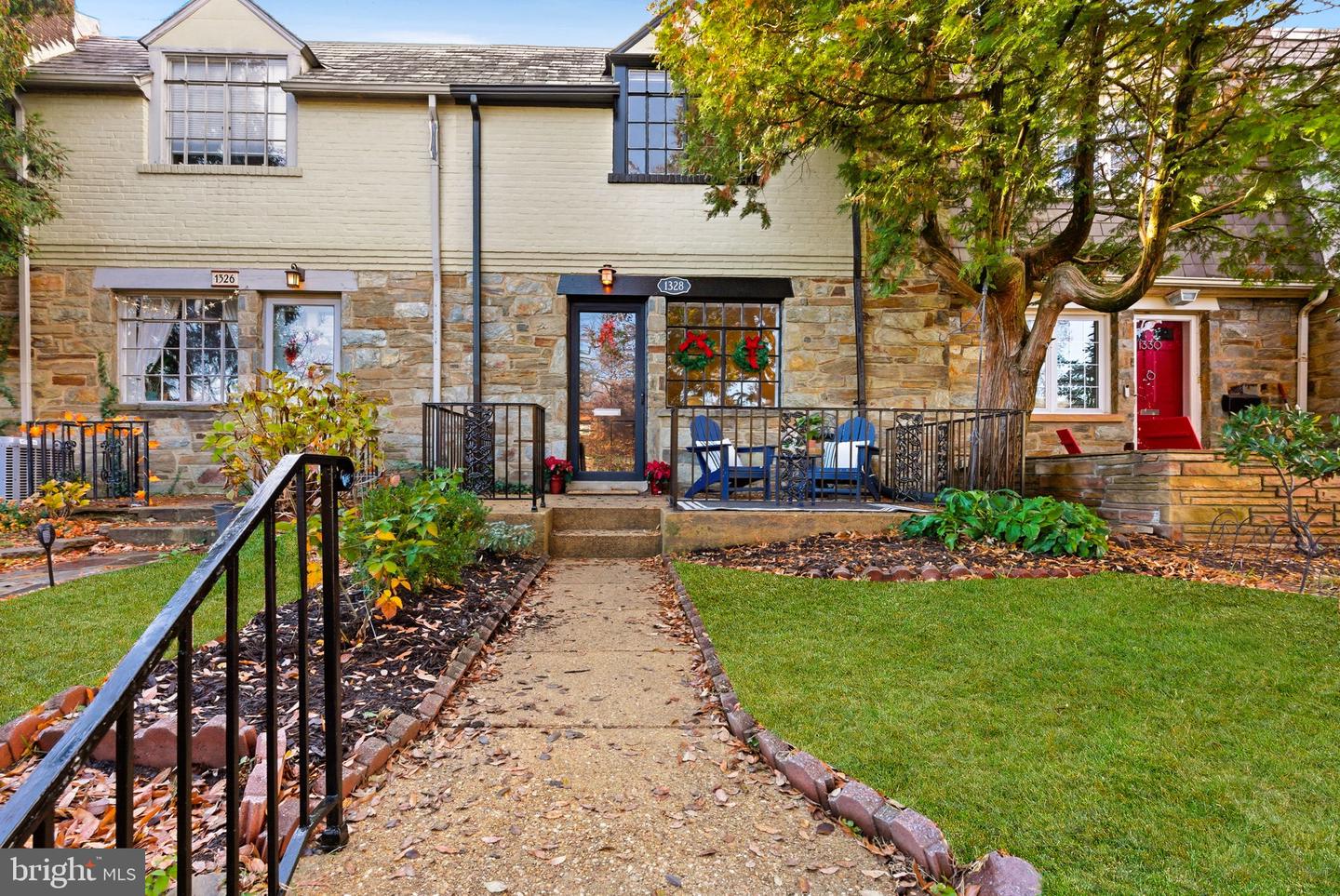 1328 MICHIGAN AVE, ALEXANDRIA, Virginia 22314, 2 Bedrooms Bedrooms, ,2 BathroomsBathrooms,Residential,For sale,1328 MICHIGAN AVE,VAAX2052058 MLS # VAAX2052058 1328 MICHIGAN AVE, ALEXANDRIA, Virginia 22314, 2 Bedrooms Bedrooms, ,2 BathroomsBathrooms,Residential,For sale,1328 MICHIGAN AVE,VAAX2052058 MLS # VAAX2052058