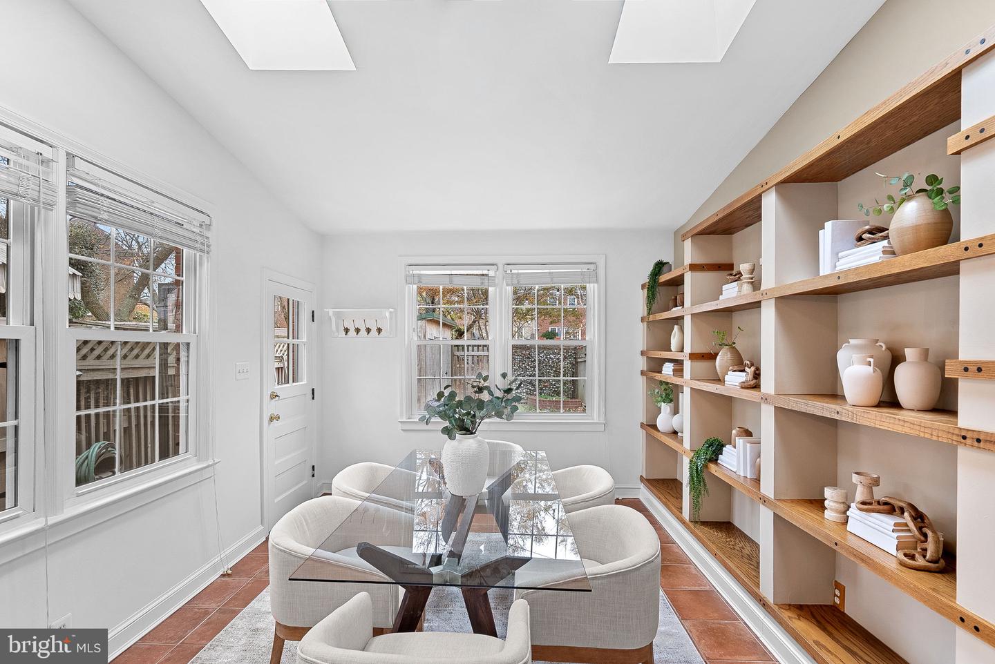 1328 MICHIGAN AVE, ALEXANDRIA, Virginia 22314, 2 Bedrooms Bedrooms, ,2 BathroomsBathrooms,Residential,For sale,1328 MICHIGAN AVE,VAAX2052058 MLS # VAAX2052058 1328 MICHIGAN AVE, ALEXANDRIA, Virginia 22314, 2 Bedrooms Bedrooms, ,2 BathroomsBathrooms,Residential,For sale,1328 MICHIGAN AVE,VAAX2052058 MLS # VAAX2052058