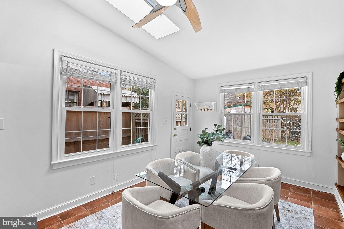 1328 MICHIGAN AVE, ALEXANDRIA, Virginia 22314, 2 Bedrooms Bedrooms, ,2 BathroomsBathrooms,Residential,For sale,1328 MICHIGAN AVE,VAAX2052058 MLS # VAAX2052058 1328 MICHIGAN AVE, ALEXANDRIA, Virginia 22314, 2 Bedrooms Bedrooms, ,2 BathroomsBathrooms,Residential,For sale,1328 MICHIGAN AVE,VAAX2052058 MLS # VAAX2052058